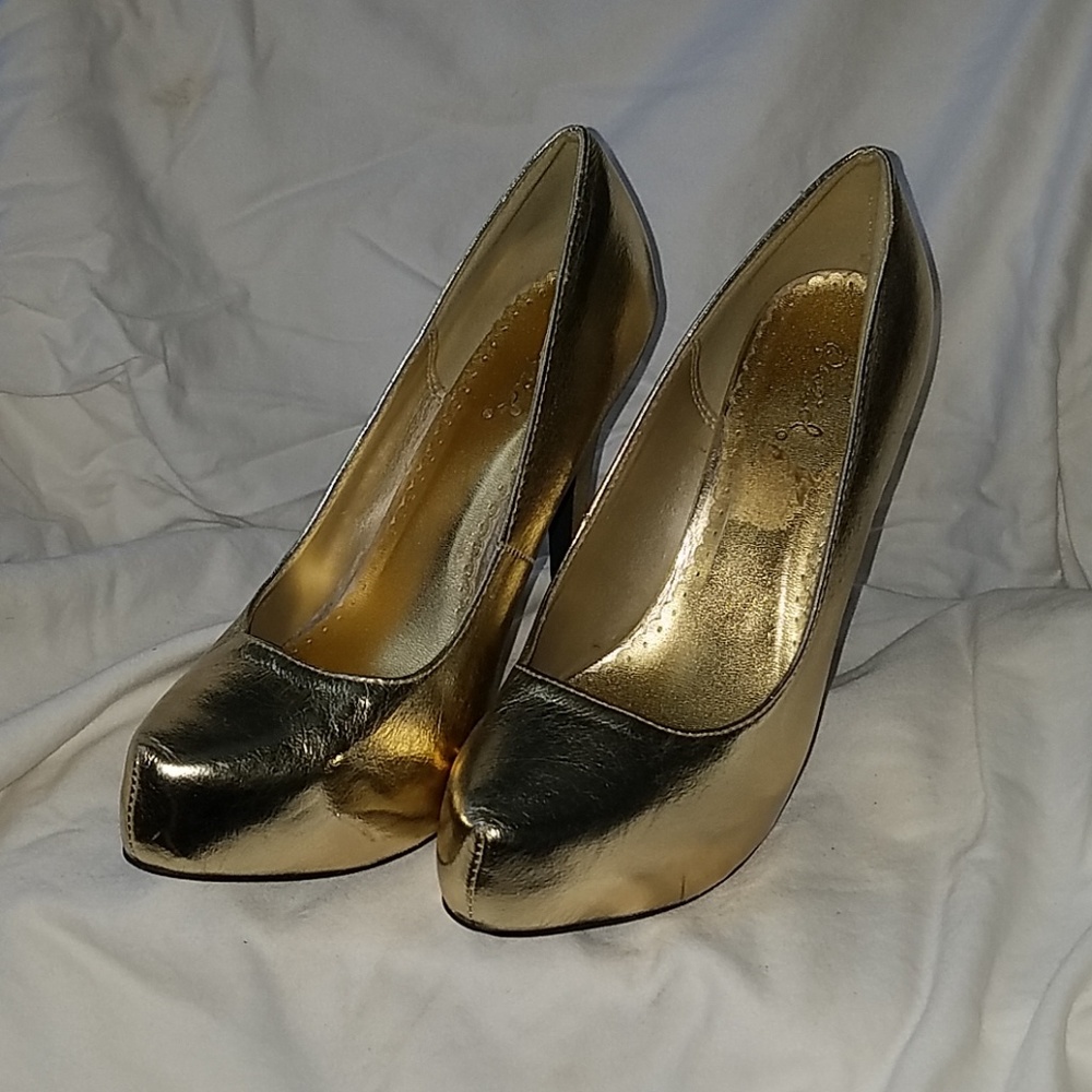 Gold Quiped Heels